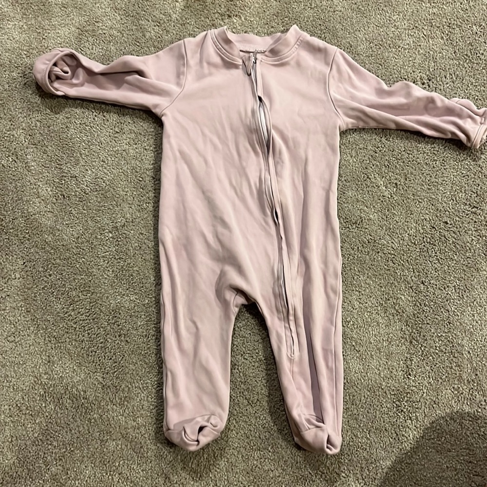 Cotton onsie with hand covers
